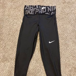 Nike Pro Intertwist leggings size XS